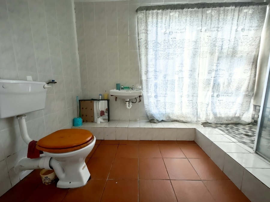 To Let 2 Bedroom Property for Rent in Rocklands Western Cape